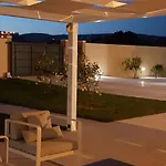Netum 4*
