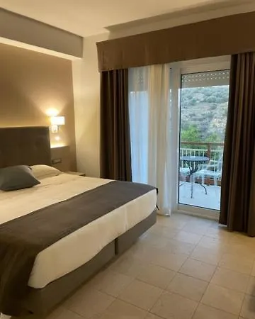 Hotel Netum 4*