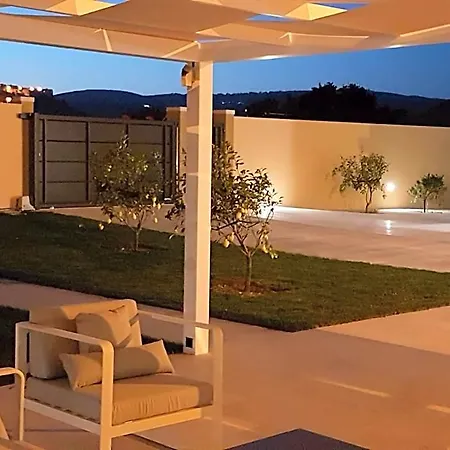 Netum 4*