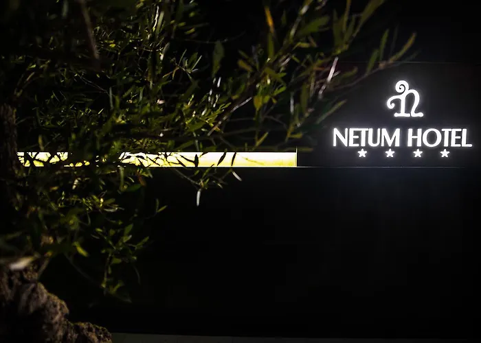 Netum Szálloda